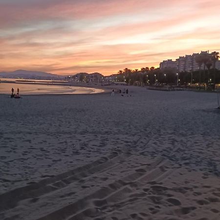 Playa 45, First Line Beach House Málaga Exteriör bild