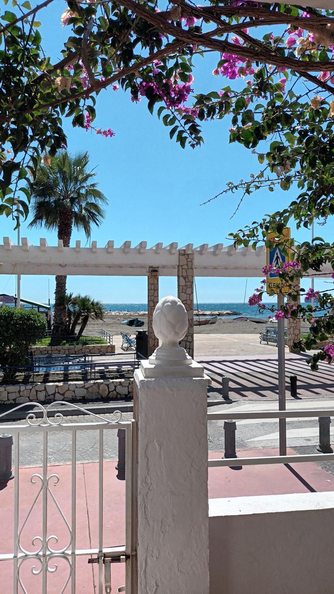 Playa 45, First Line Beach House Málaga Exteriör bild